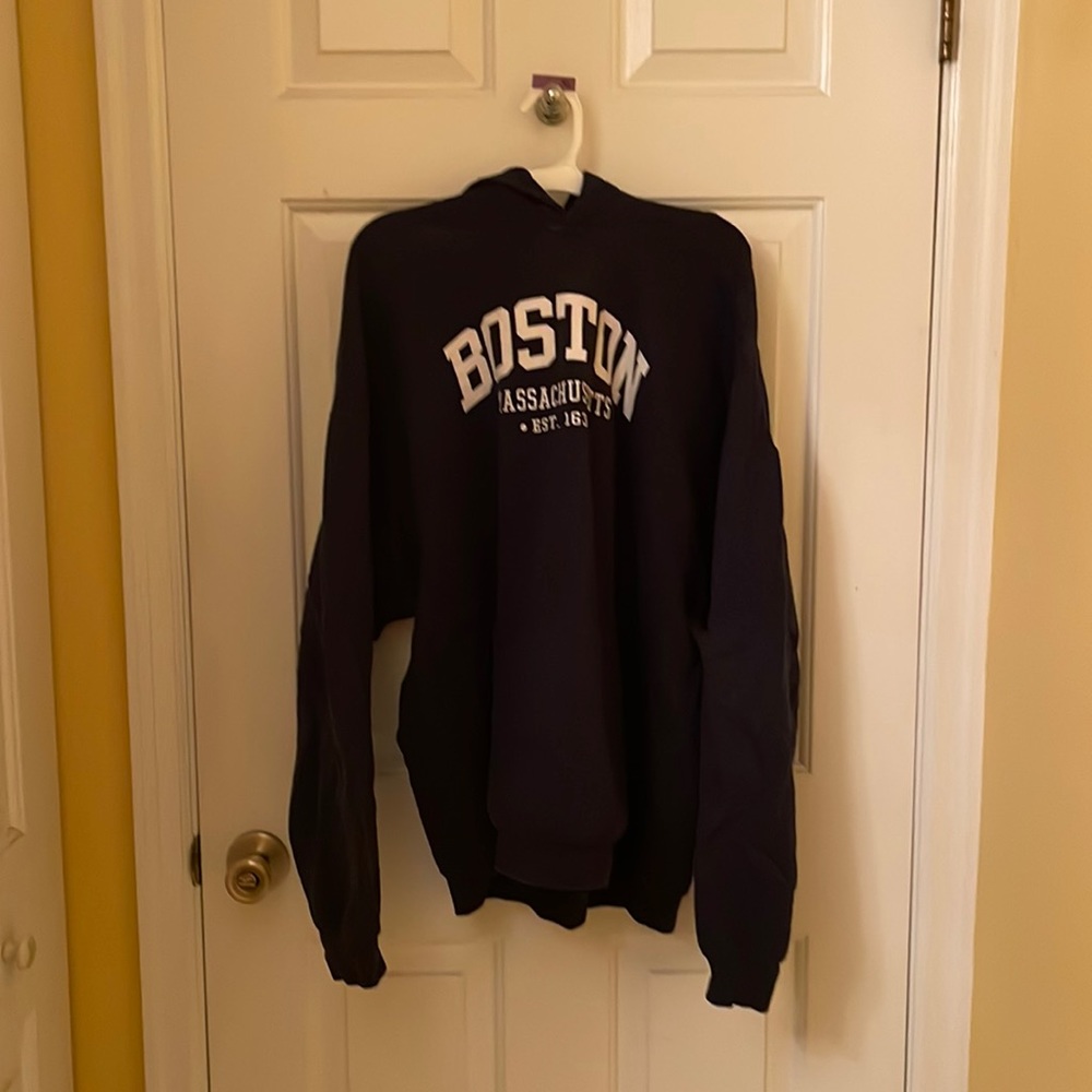 Oversized Navy blue Boston, MA sweatshirt